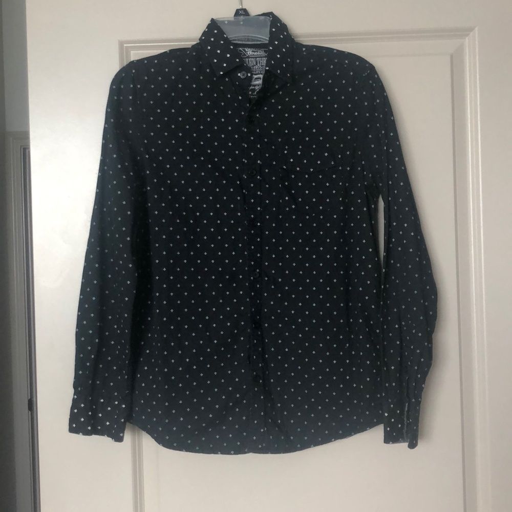 Broken thread pattered button down
